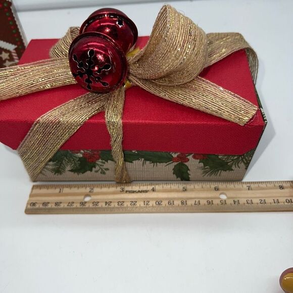 Set of Two Decorative Gift Boxes. - Picture 13 of 14